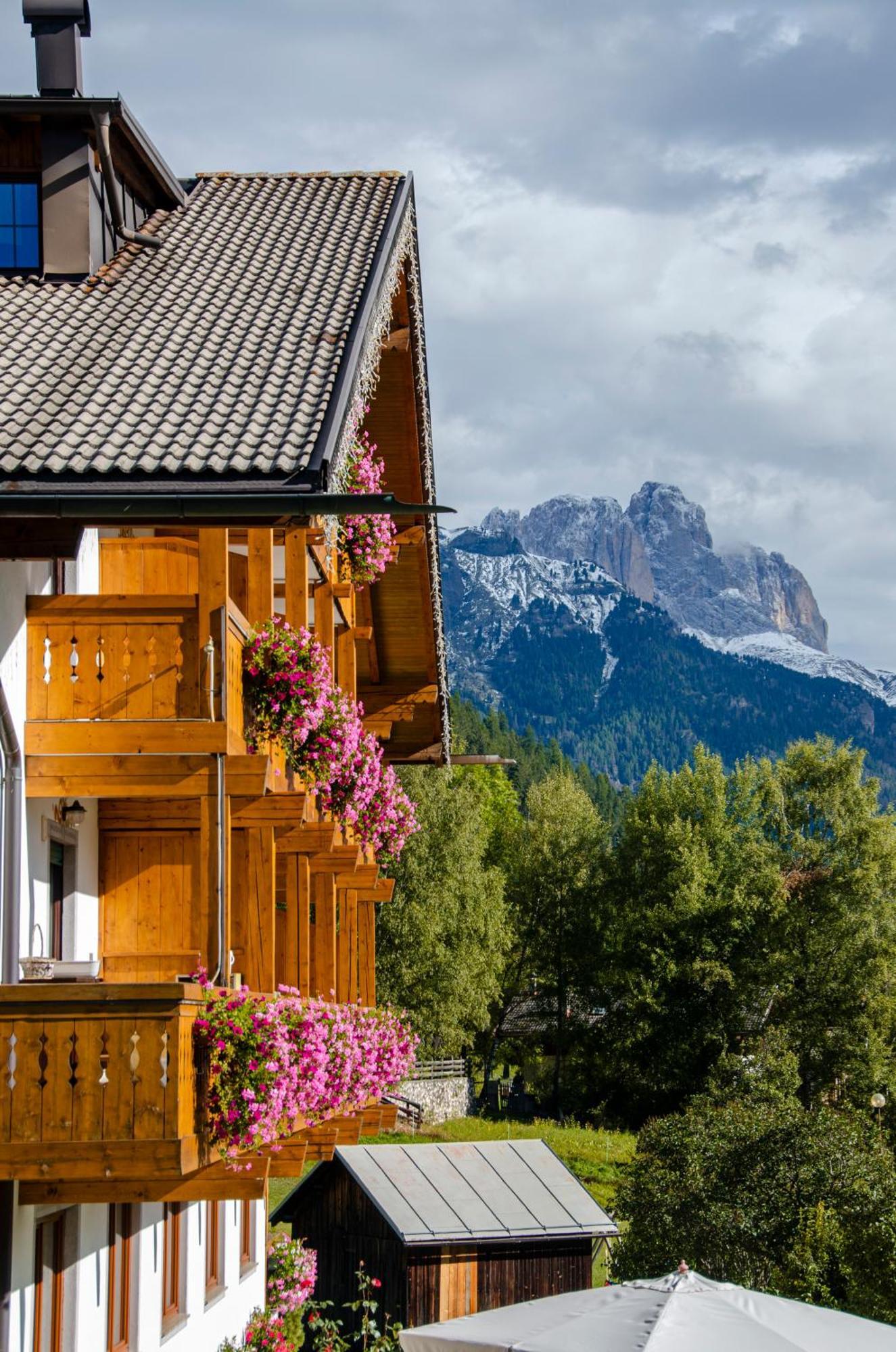 Villa Gemmy Pozza di Fassa Extérieur photo